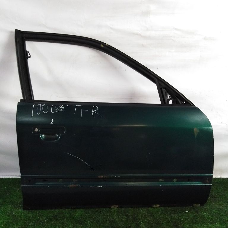 Дверь AUDI A100/45 1991- передняя правая зелёная Б/У