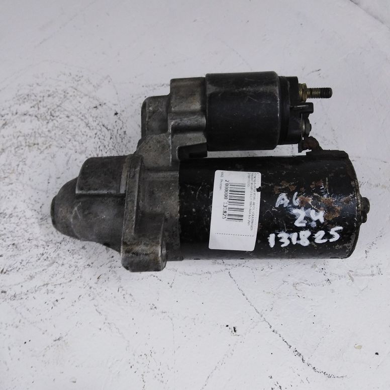 Стартер AUDI A4 8D/8E, A6 C5, VOLKSWAGEN PASSAT B5/B5+ 2,4/2,8 1997- AGA Б/У