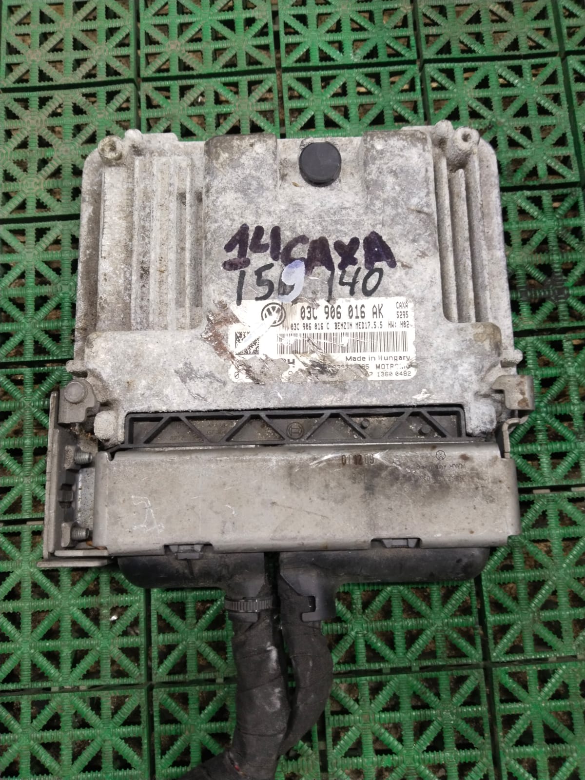 Блок управления двигателя ДВС ЭБУ SKODA OCTAVIA 1Z CAXA 1,4 03C906016AK б/у