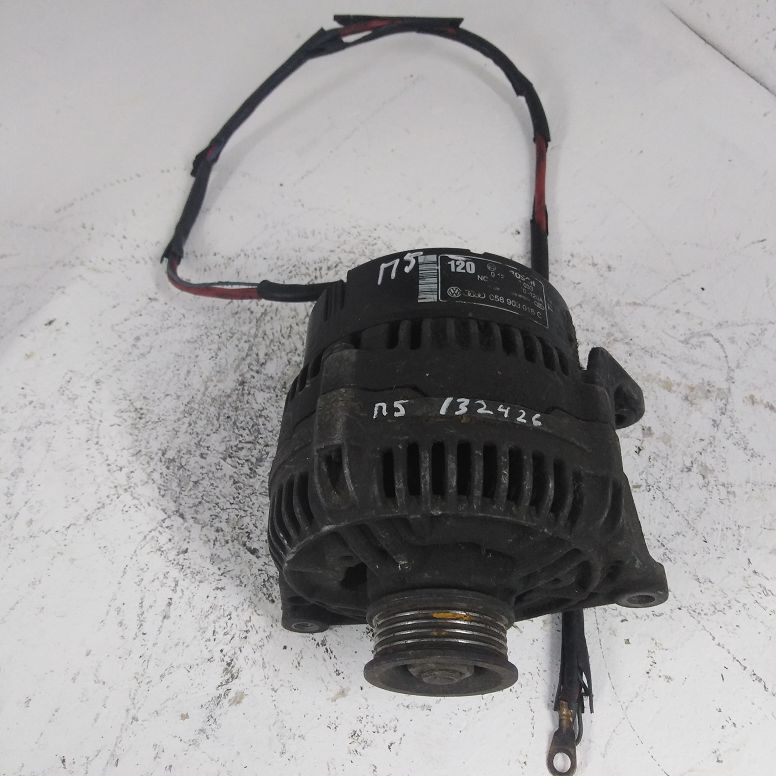 Генератор AUDI A4 8D, A6 C5, VOLKSWAGEN PASSAT B5 120A 1997- без фишки 3 ноги/5 ручьёв Б/У