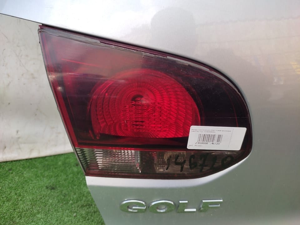 Фонарь VOLKSWAGEN GOLF 6 2009- внутренний левый б/у