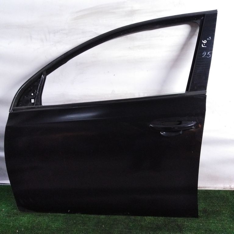 Дверь VOLKSWAGEN GOLF 6 2009- передняя левая чёрная Б/У