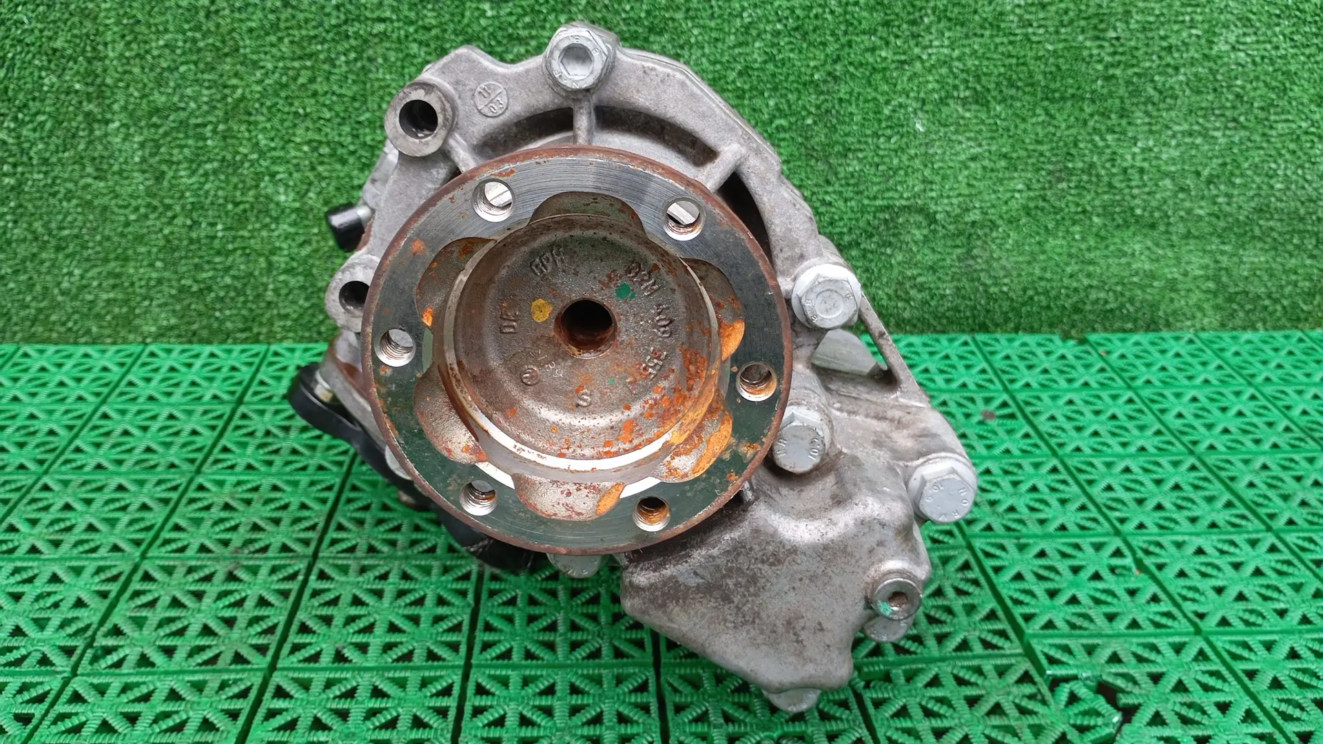 Раздатка, коробка раздаточная AUDI A3, SKODA YETI, VOLKSWAGEN GOLF 5, PASSAT B6 2010- МКПП 4WD полный привод б/у
