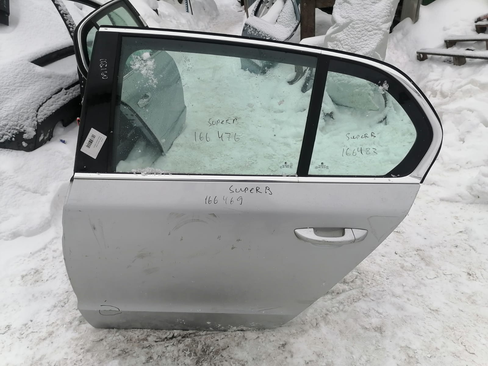 Дверь SKODA SUPERB 2008- задняя седан левая серебро б/у