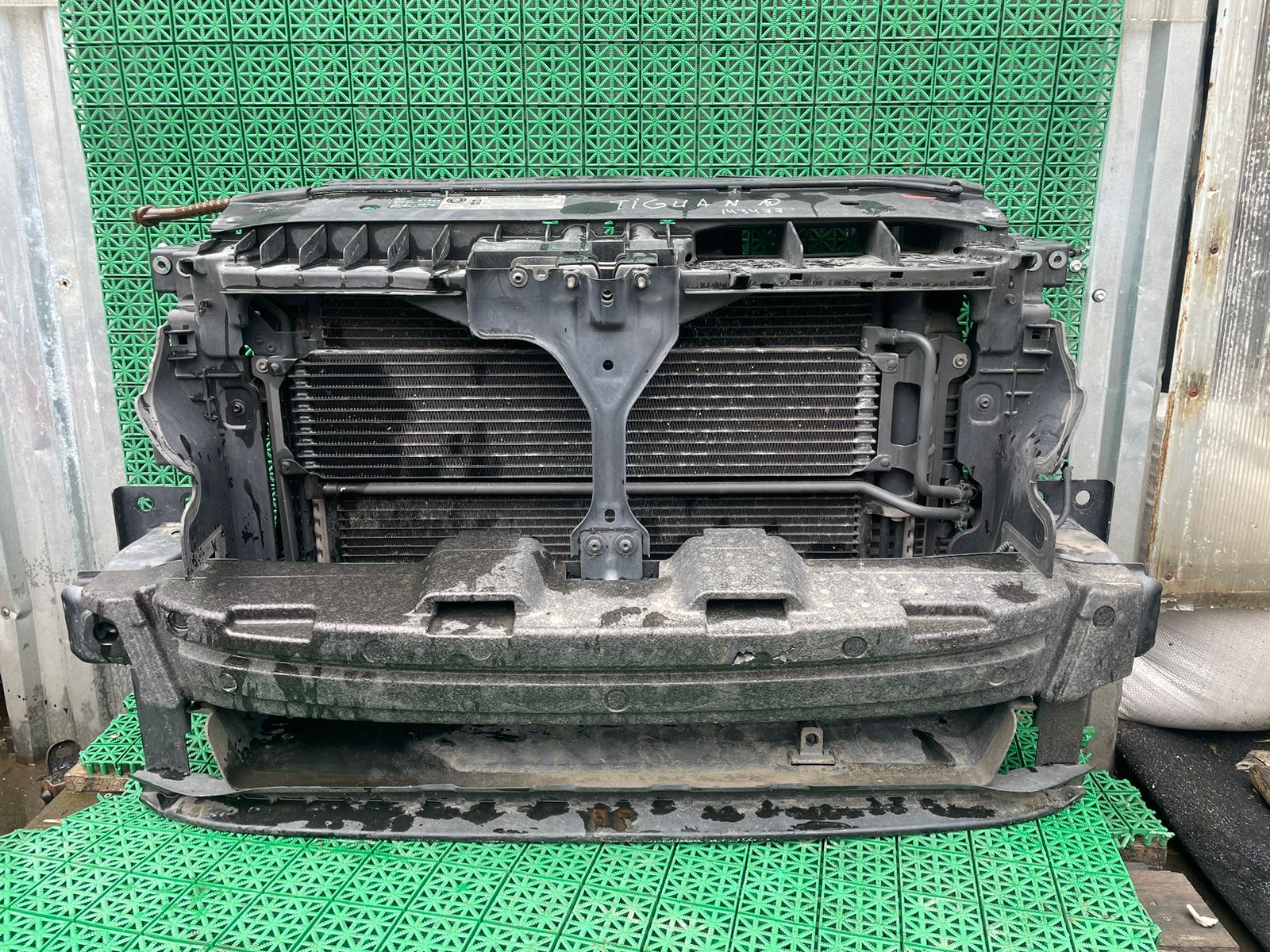 Панель передняя VOLKSWAGEN TIGUAN 2008- б/у
