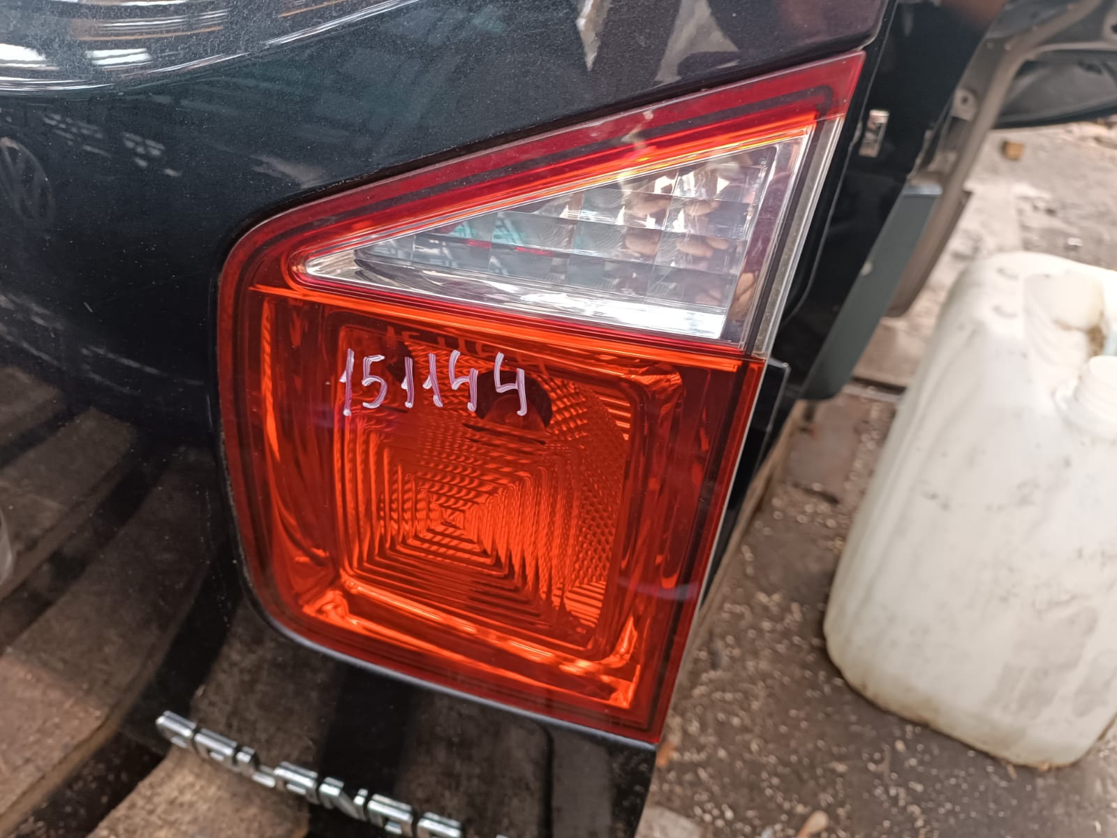 Фонарь CHEVROLET ORLANDO 2011- внутренний правый б/у