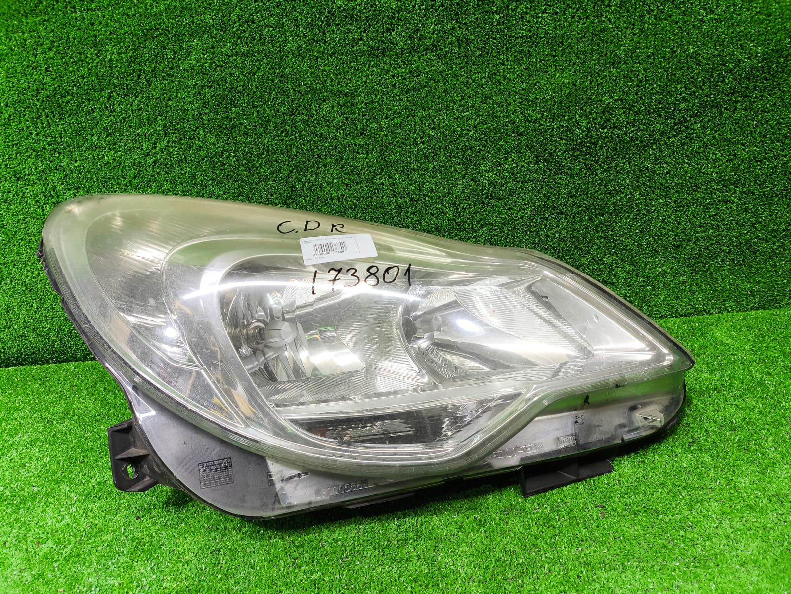 Фара OPEL CORSA D 2010- хром правая б/у