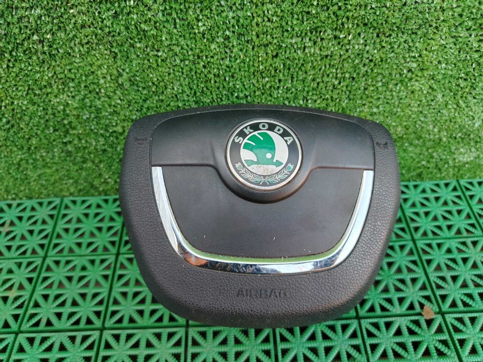 Подушка безопасности SKODA OCTAVIA 1Z 2004- в руль б/у