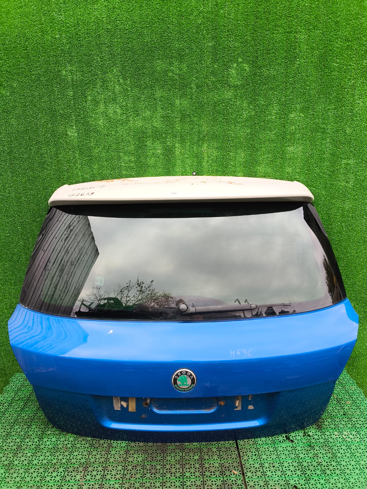 Крышка багажника SKODA FABIA 2007- хэтчбек синяя б/у