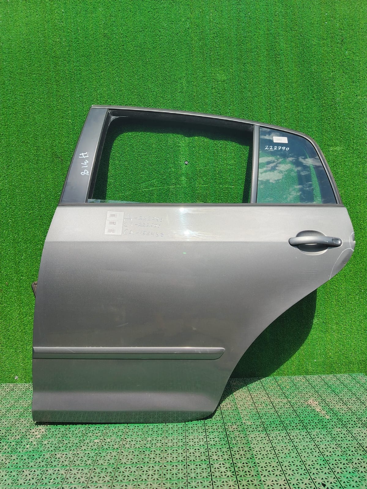 Дверь VOLKSWAGEN GOLF 5+ 2005- задняя левая коричневая б/у