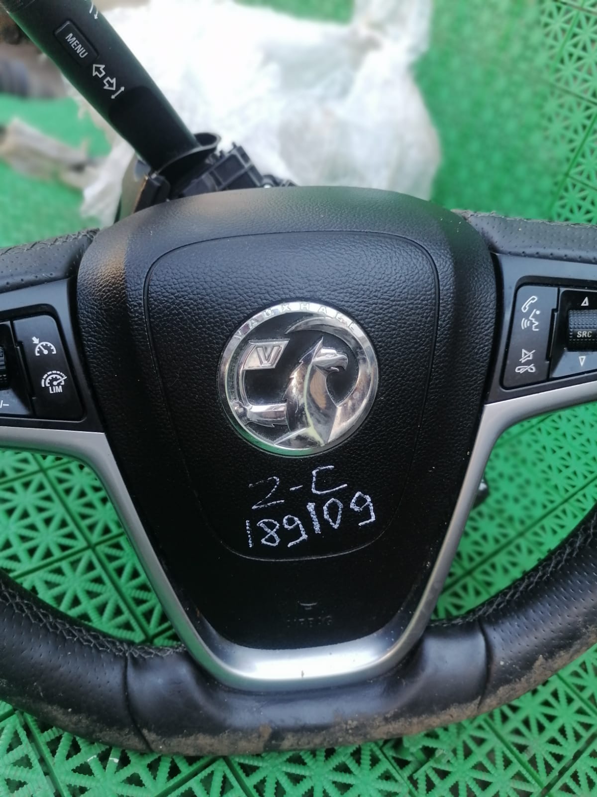 Подушка безопасности OPEL ZAFIRA C 2013- руль б/у