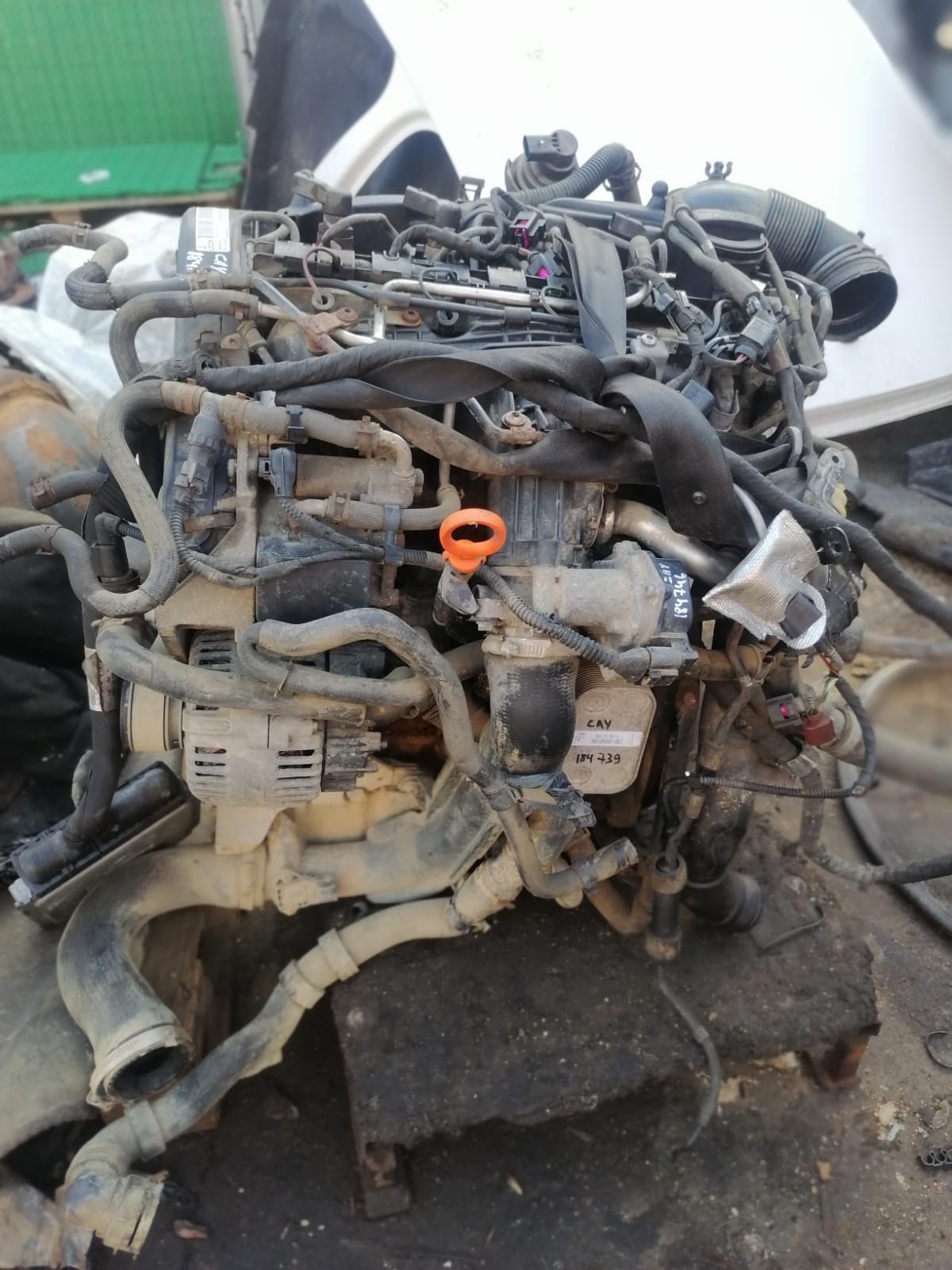 Кронштейн генератора и компрессора AUDI A3, SKODA OCTAVIA 1Z, VOLKSWAGEN GOLF 6, PASSAT B7, CADDY, TIGUAN 1,6 CAYD 2004- б/у