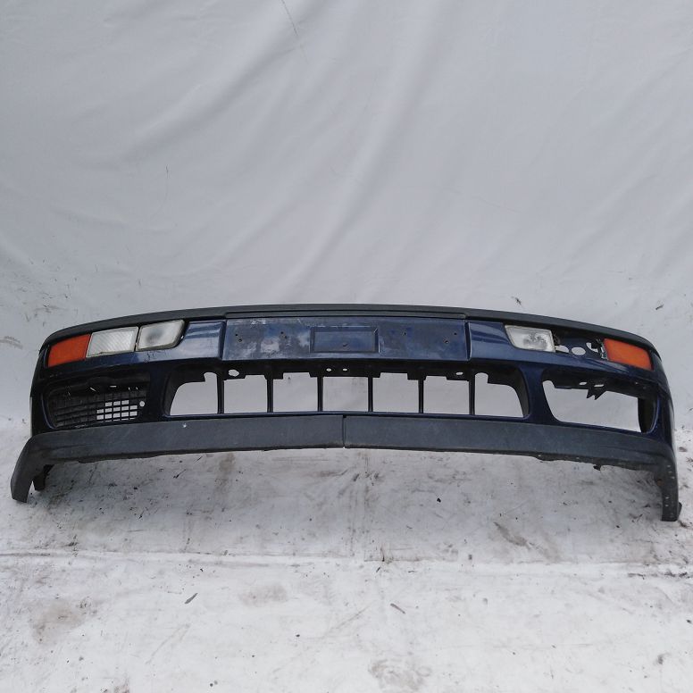 Бампер VOLKSWAGEN GOLF 3 1992- передний синий Б/У