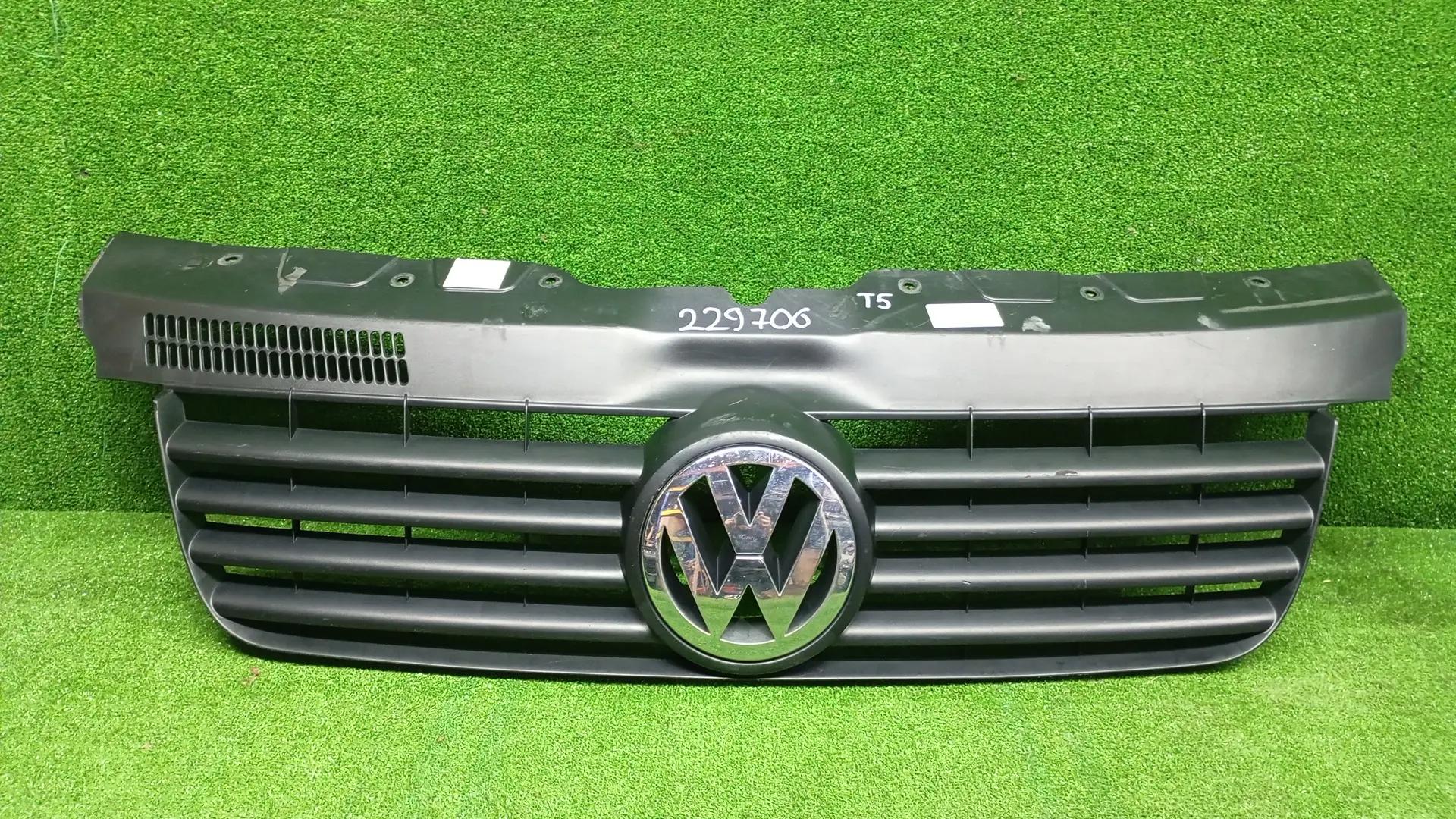 Решетка радиатора VOLKSWAGEN TRANSPORTER T5 2003- б/у