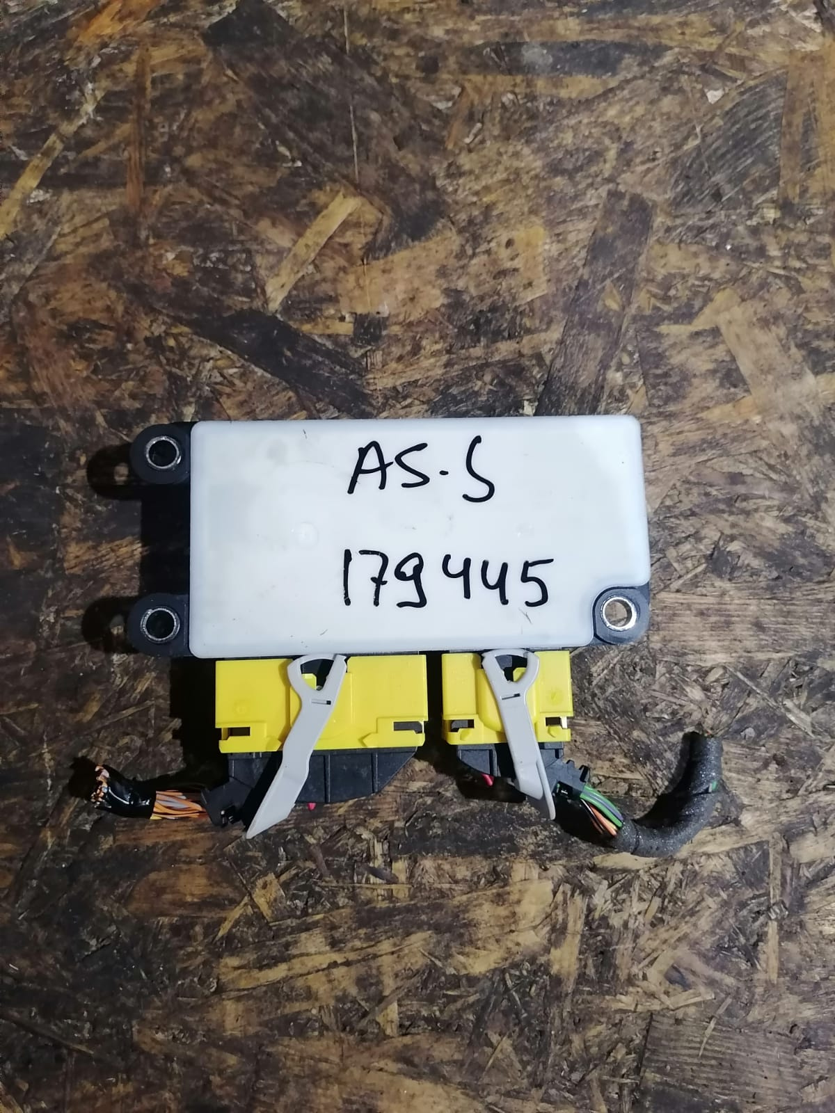 Блок управления подушками безопасности AIR BAG OPEL ASTRA J 2010- б/у