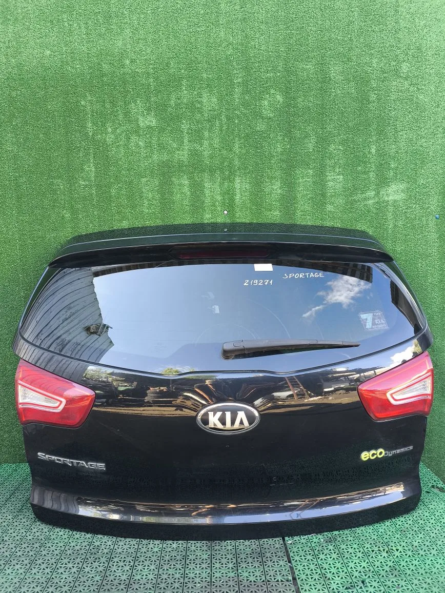 Крышка багажника KIA SPORTAGE 3 2010- черная б/у