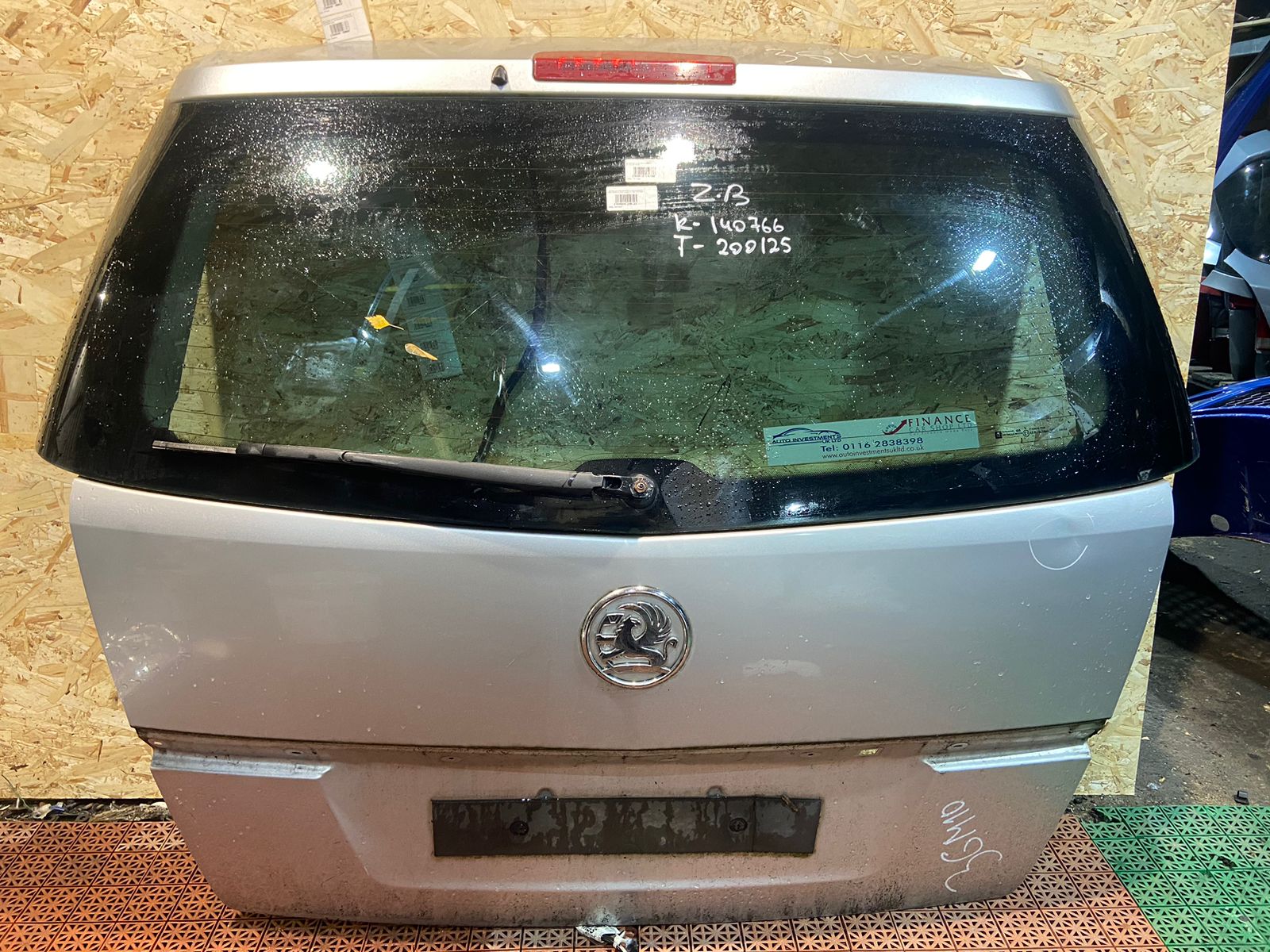 Трапеция моторчик дворников стеклоочистителя OPEL ZAFIRA B 2005- задний б/у