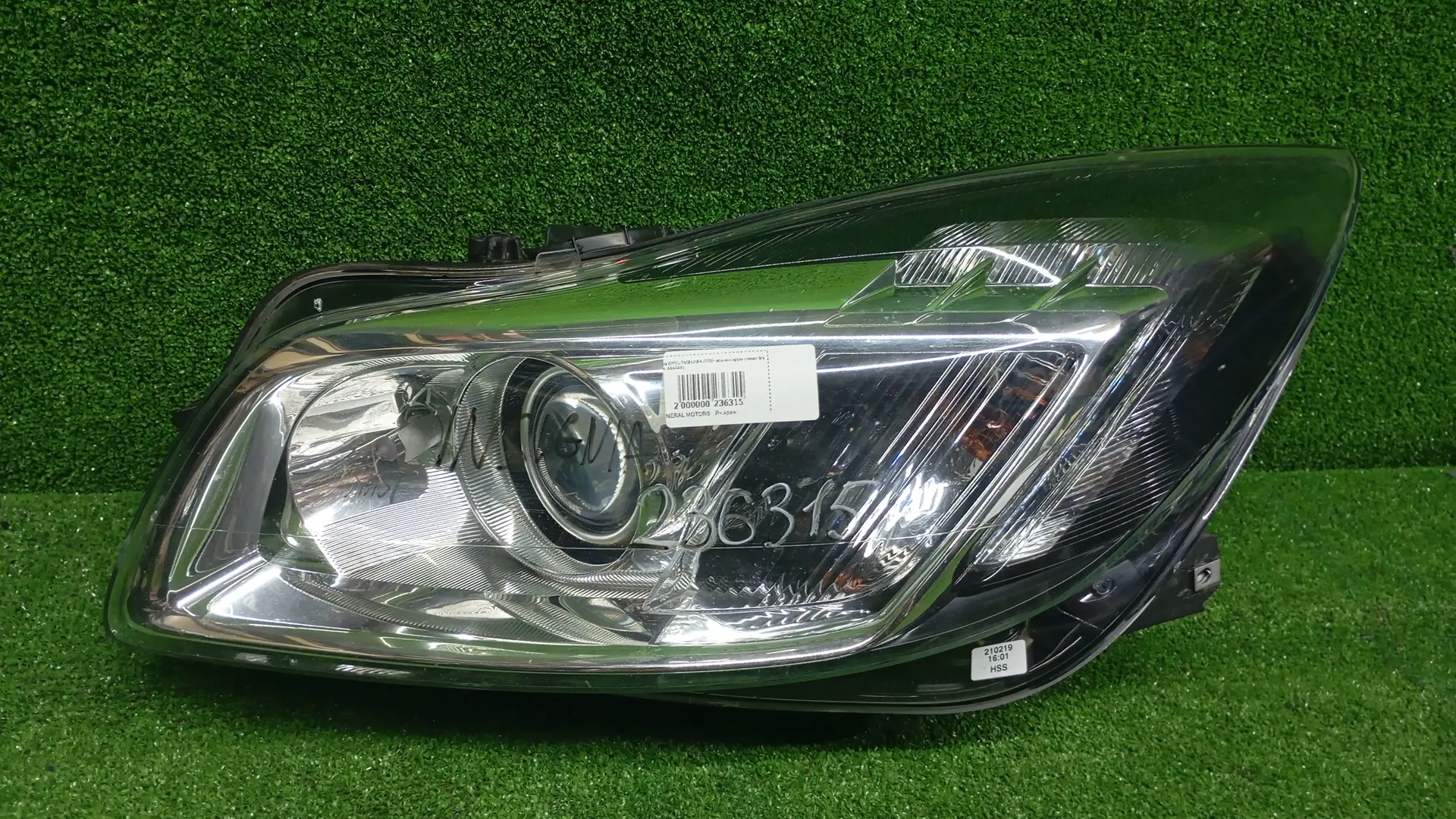 Фара OPEL INSIGNIA 2008- ксенон хром левая б/у
