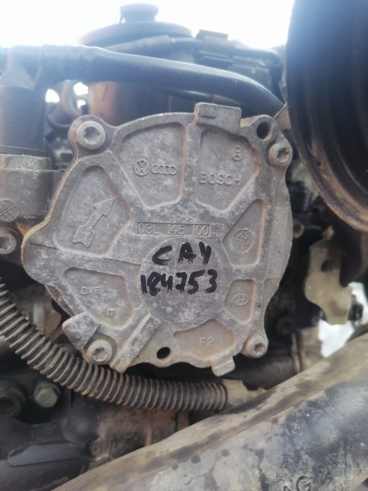 Тандемный насос вакуумный AUDI A3, SKODA OCTAVIA 1Z, VOLKSWAGEN GOLF 7, PASSAT B7, CADDY 1,6 CAYD 2011- б/у