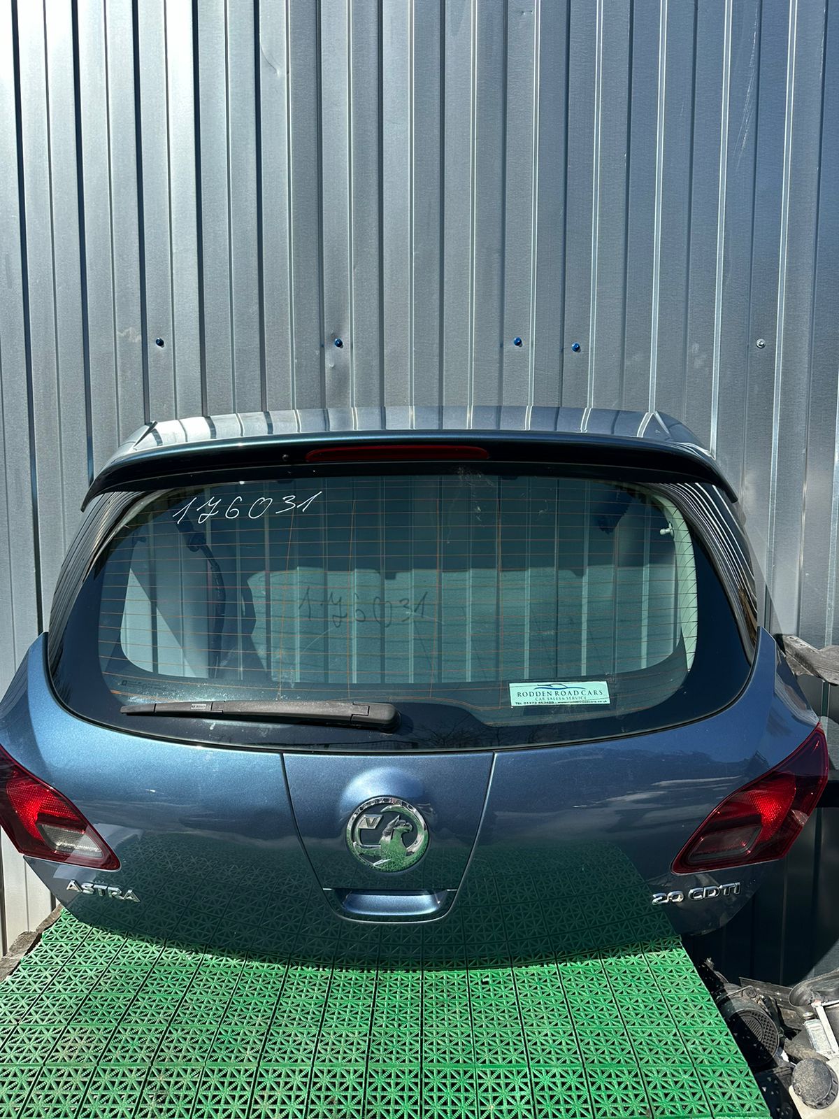 Замок крышки багажника OPEL ASTRA J, ZAFIRA C, CHEVROLET ORLANDO, CRUSE 2010- б/у