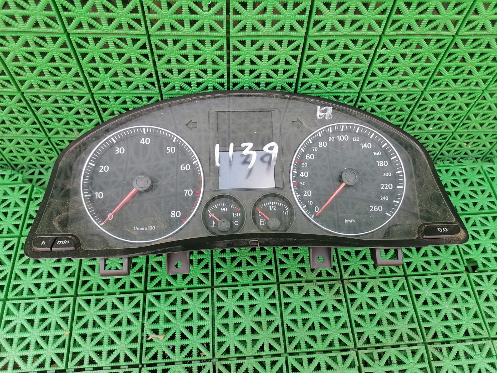 Панель приборов, комбинация приборов VOLKSWAGEN GOLF 5, JETTA 5 2004- б/у