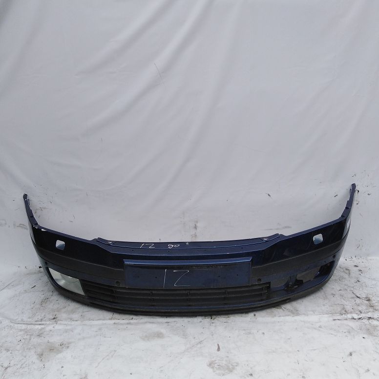 Бампер SKODA OCTAVIA 1Z 2004- передний (под парктронник) синий Б/У