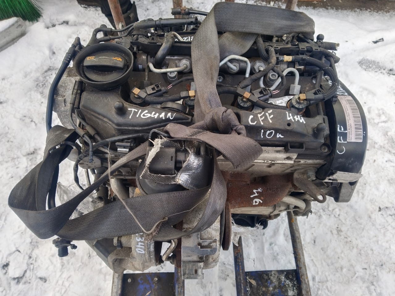 Шланг топливный обратки AUDI A3, SKODA OCTAVIA 1Z, VOLKSWAGEN GOLF 7, PASSAT B7, CADDY 2,0 CFFA 2011- б/у