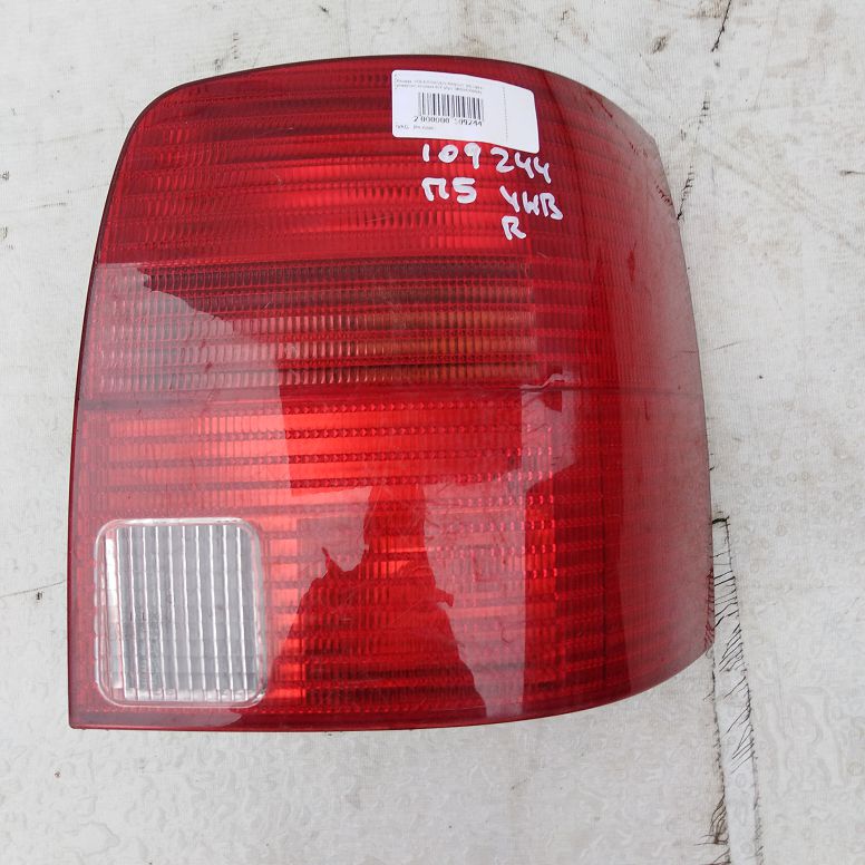 Фонарь VOLKSWAGEN PASSAT B5+ 2001- универсал правый Б/У