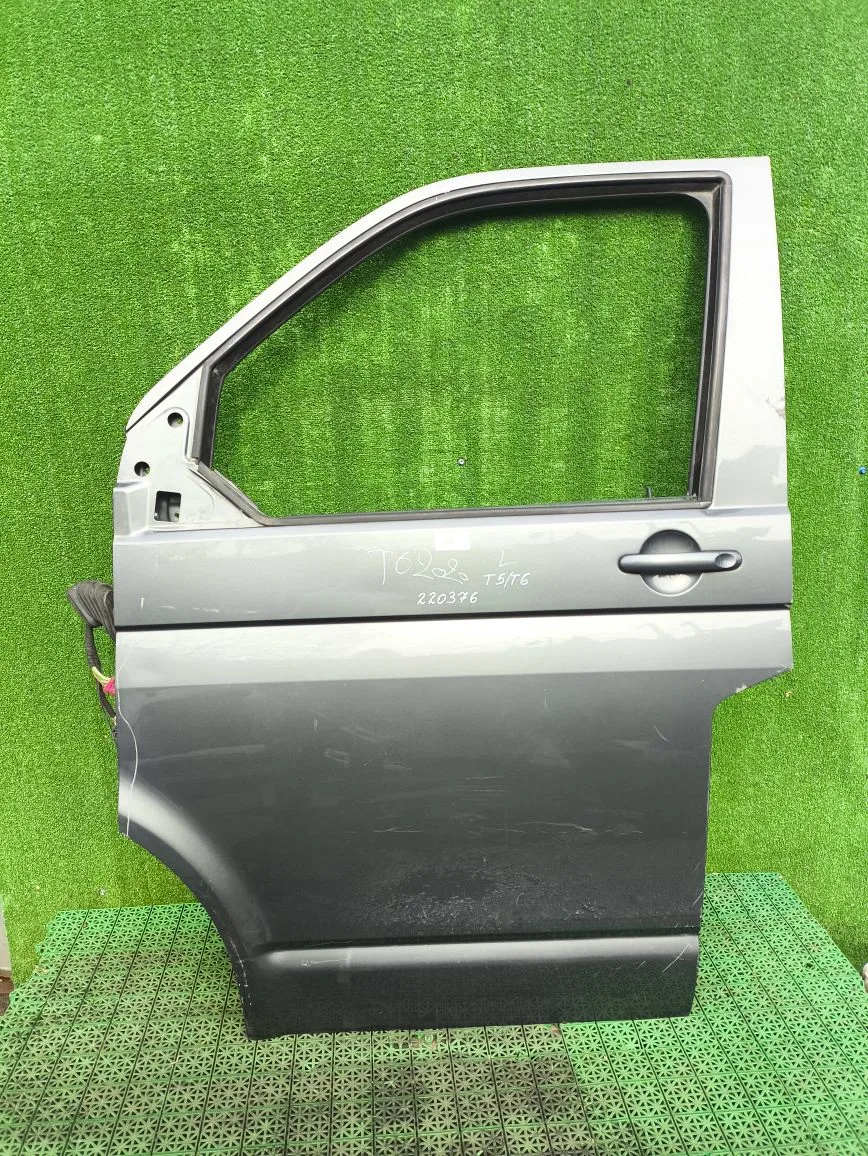 Дверь VOLKSWAGEN TRANSPORTER T5/T6 2003- передняя левая серая б/у