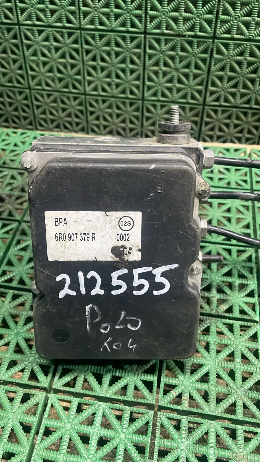 Блок ABS VOLKSWAGEN POLO 6R0907379R 2009- 6R0614517AD б/у