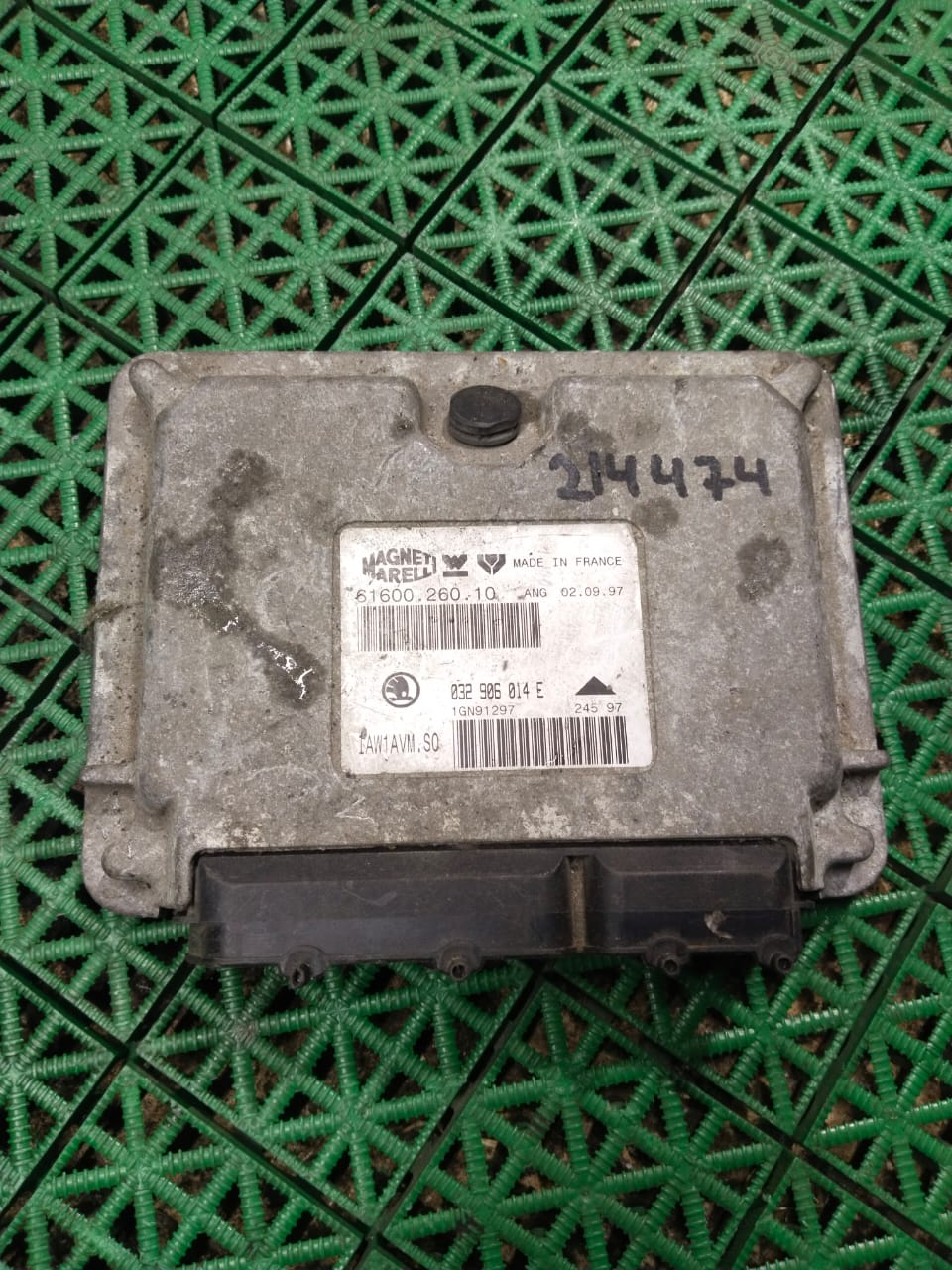 Блок управления двигателя ДВС ЭБУ SKODA OCTAVIA 1U AEE1997- Б/У