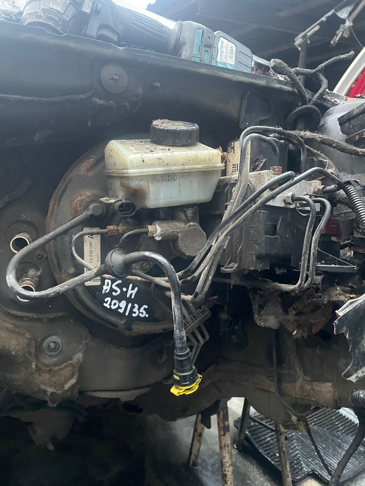 Вакуумник тормозной системы OPEL ASTRA H, ZAFIRA B 2004- б/у