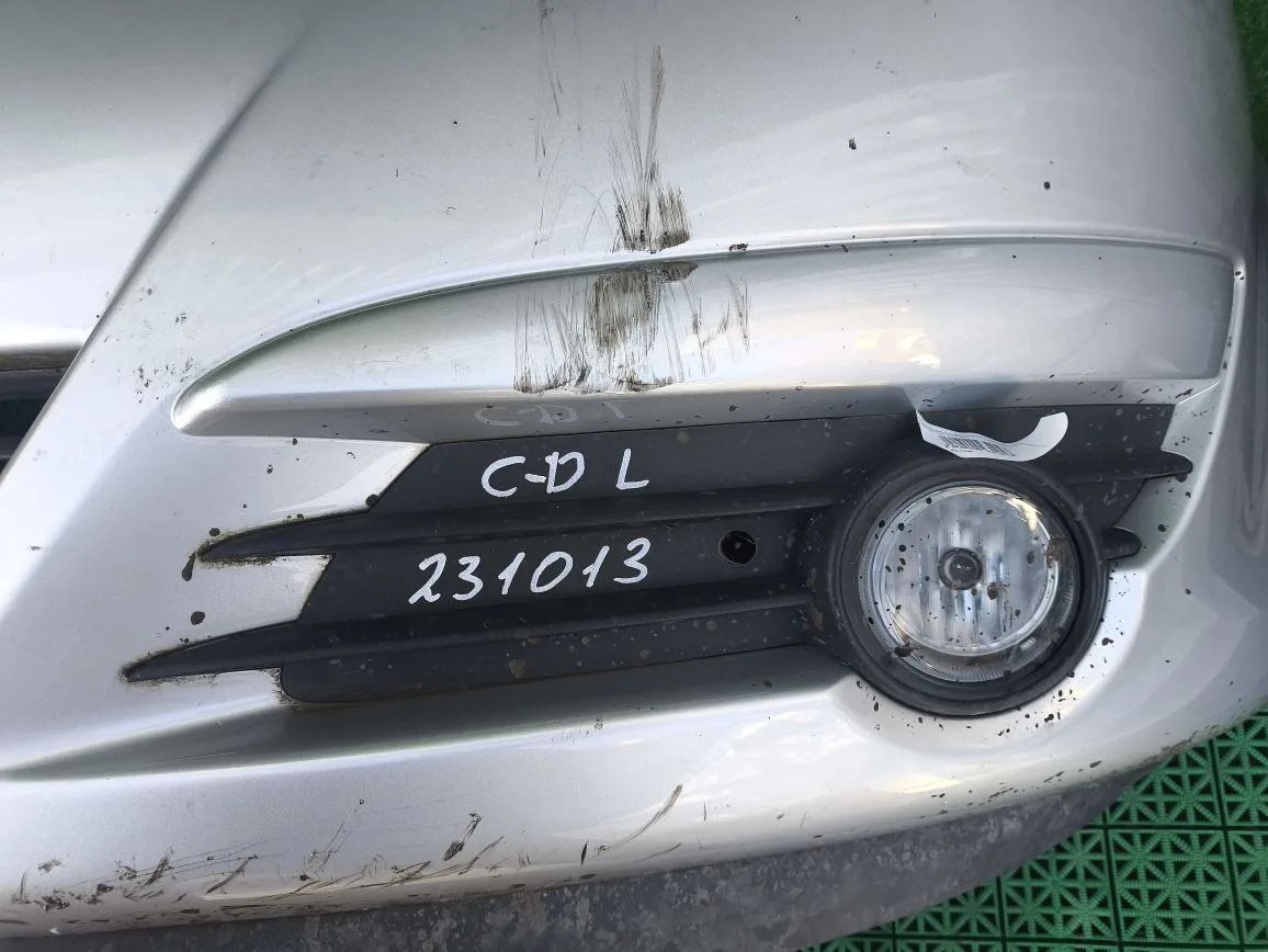Решетка в бампер OPEL CORSA D 2006- под ПТФ левая б/у