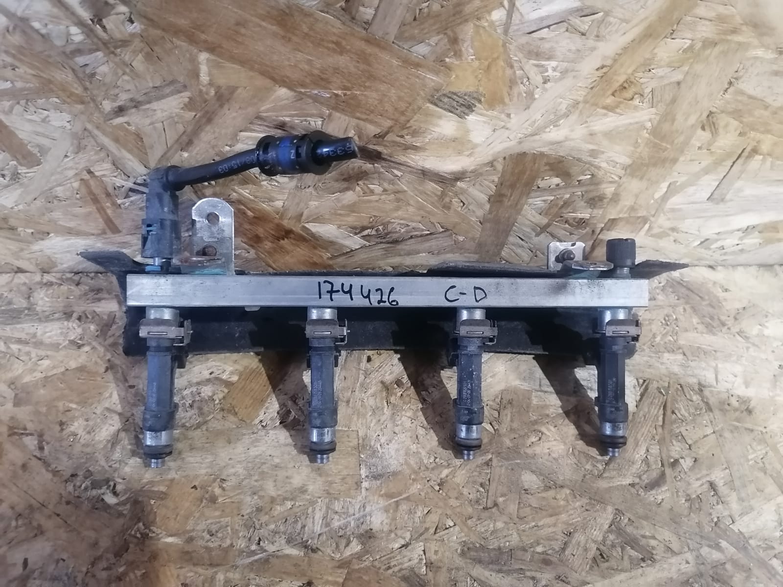 Рейка топливная, рампа OPEL ASTRA G/H, CORSA C/D, MERIVA A Z12XEP/Z14XEP 2000- б/у