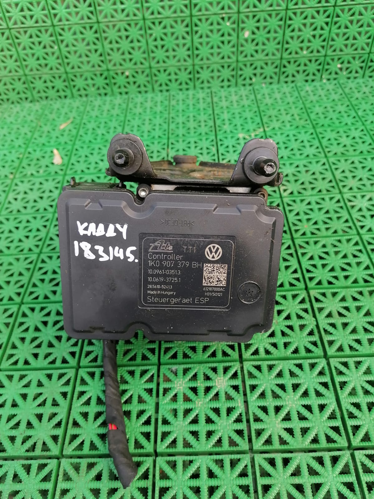 Блок ABS AUDI A3, SKODA OCTAVIA 1Z, VOLKSWAGEN CADDY 1K0907379BH 2009- б/у