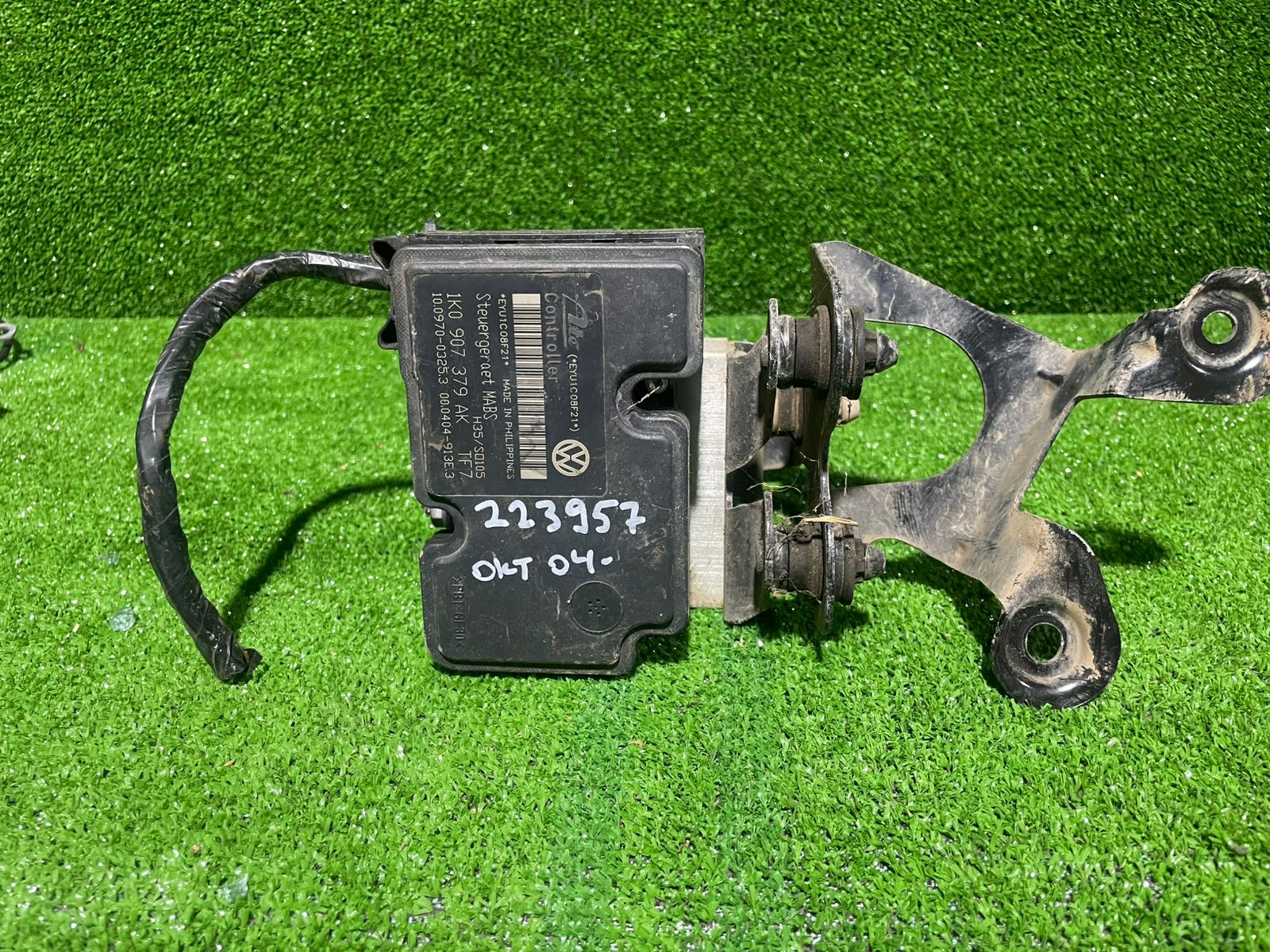 Блок ABS AUDI, SKODA, VOLKSWAGEN 1K0907379AK 2011- б/у