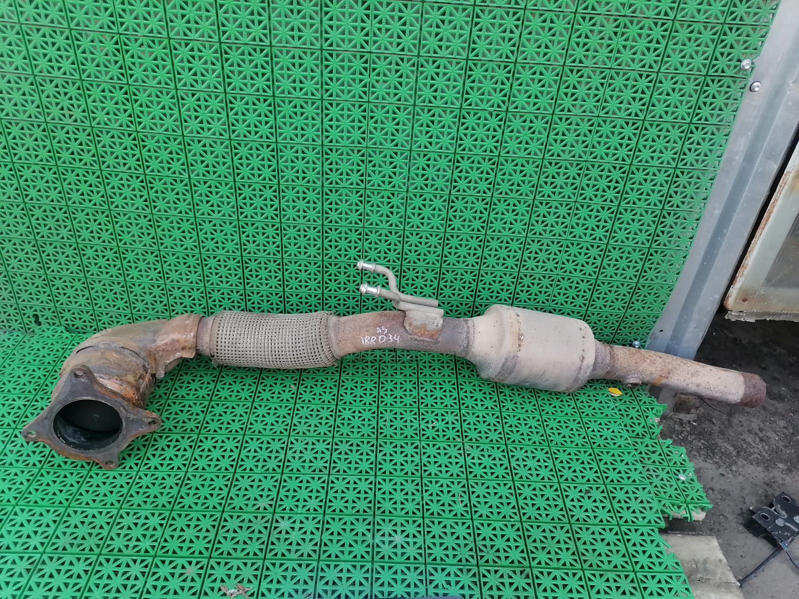Приемная труба глушителя AUDI A3, SKODA OCTAVIA 1Z 1,8 CDA/CCZ 2004- б/у