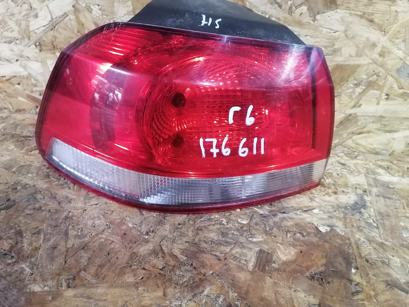 Фонарь VOLKSWAGEN GOLF 6 2009- наружный левый б/у