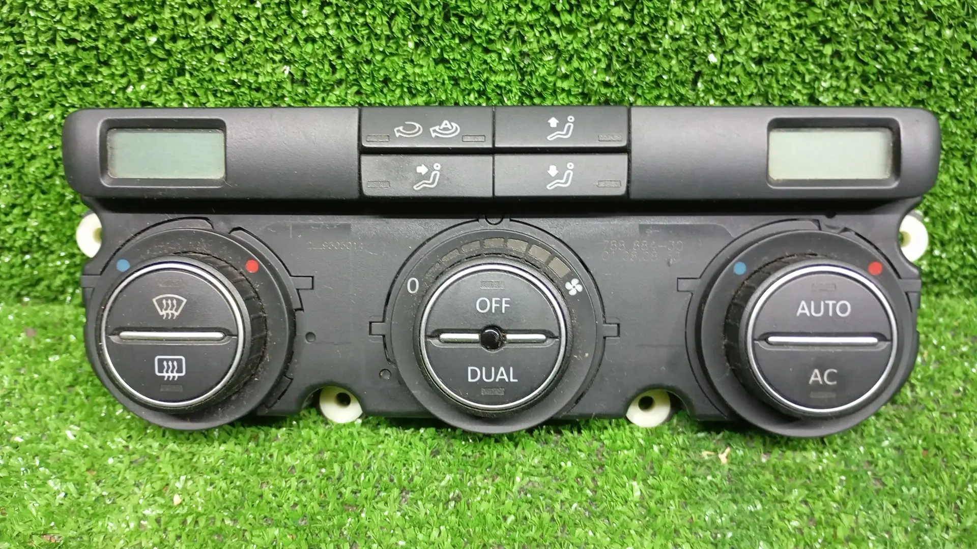Блок управления климат контролем отопителем VOLKSWAGEN GOLF 5, JETTA 5, CADDY, TOURAN, TIGUAN 2004- б/у