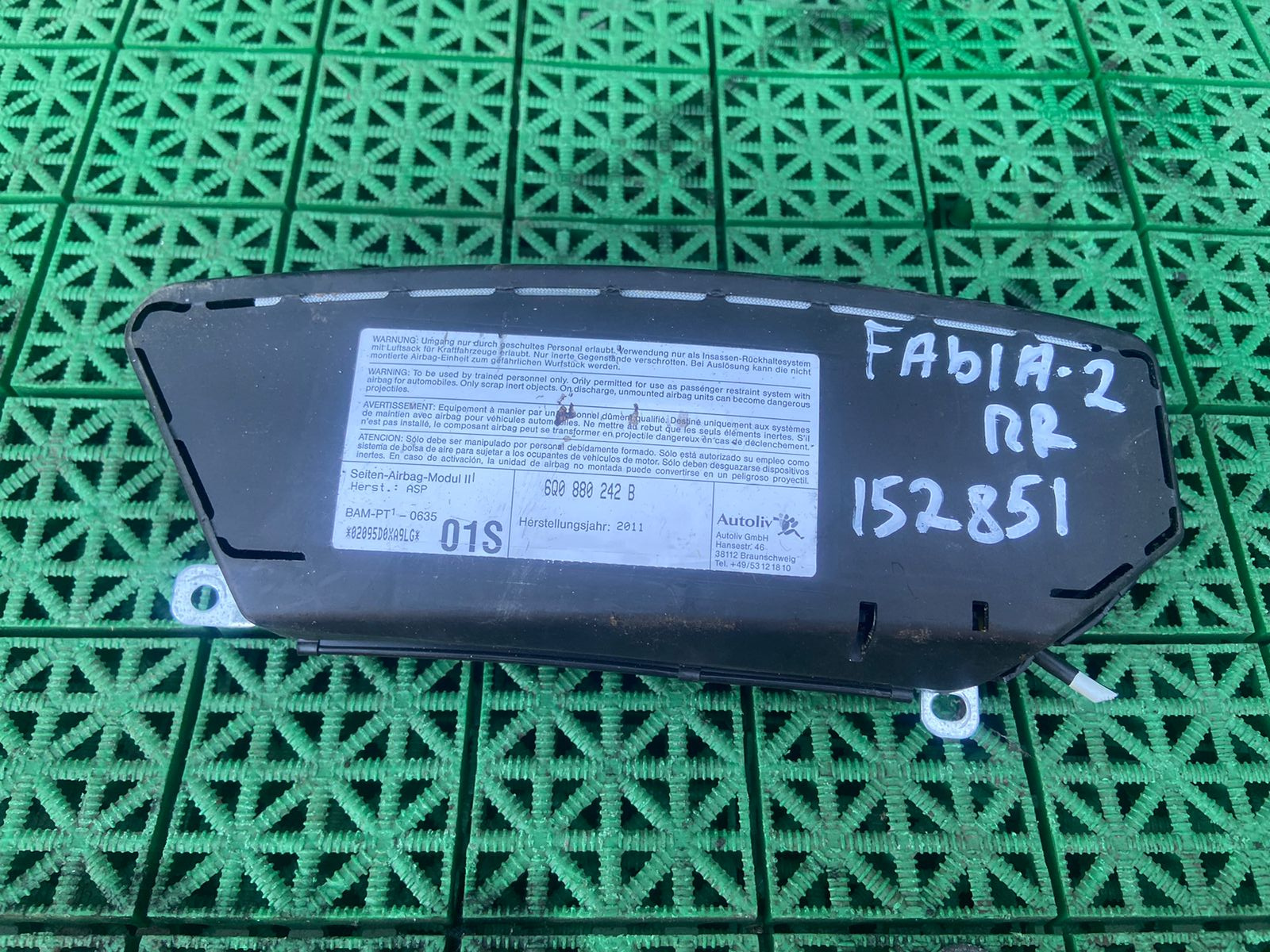Подушка безопасности SKODA FABIA 2 2007- в сиденье правая б/у