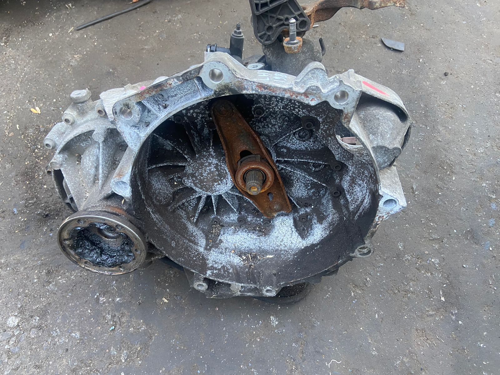 МКПП 6 ступенчатая механическая коробка передач AUDI A3, SKODA OCTAVIA 1Z, VOLKSWAGEN GOLF 5/5+/6, JETTA 5/6, PASSAT B6/B7 1,2 LHX 2004- 74/17 б/у