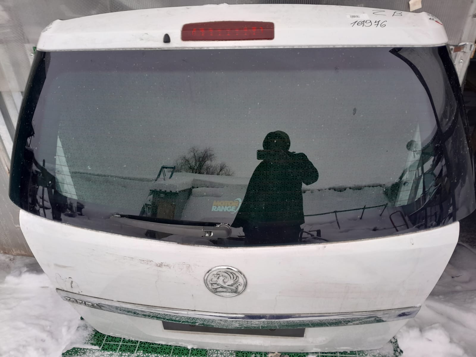 Крышка багажника OPEL ZAFIRA B 2005- белая б/у