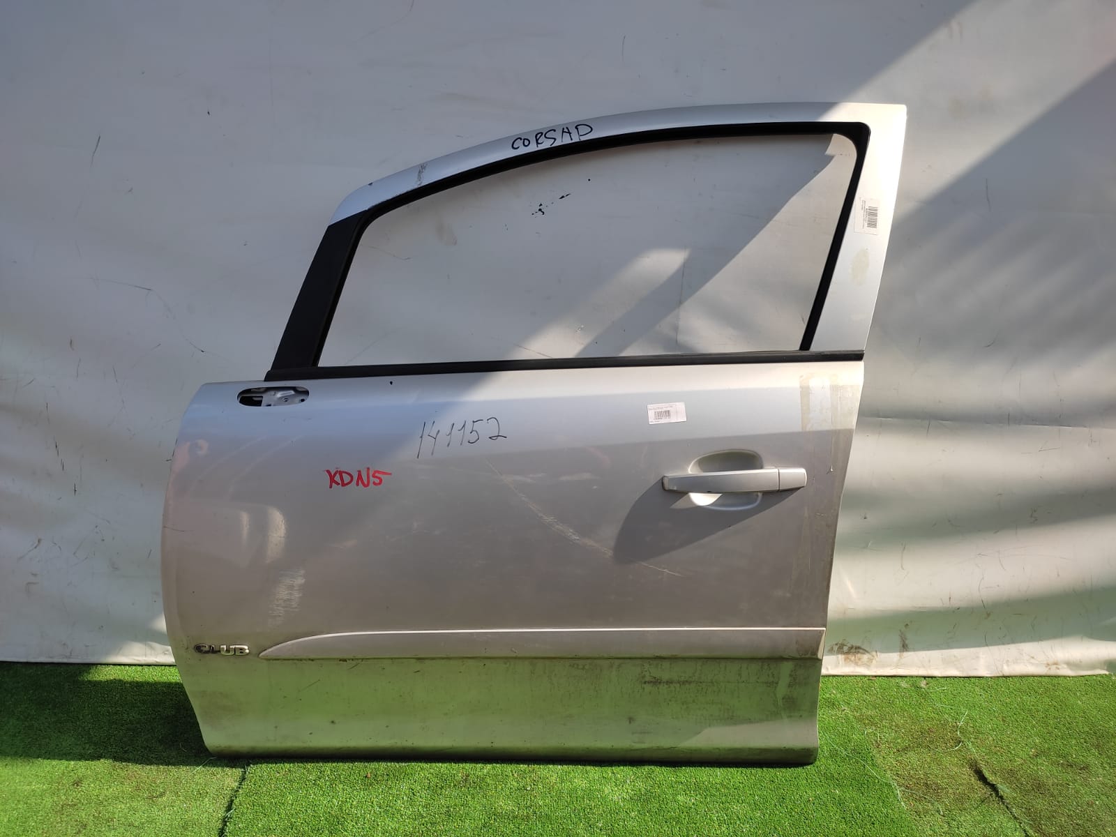 Дверь OPEL CORSA D 2006- передняя левая серебро б/у