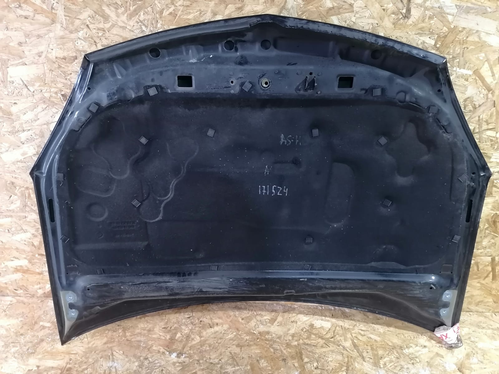 Шумоизоляция капота OPEL ASTRA H 2004- б/у