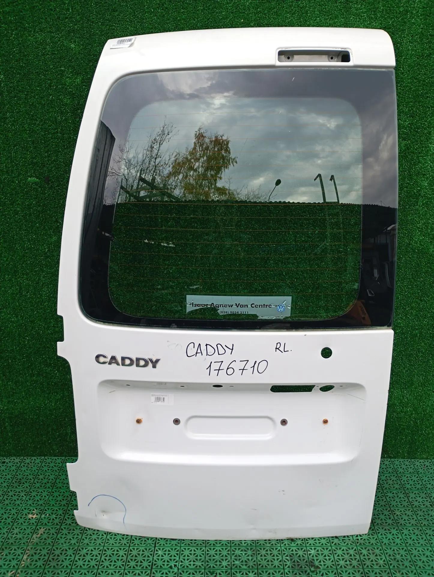 Дверь багажника VOLKSWAGEN CADDY 2004- задняя левая распашная (с вырезом под стекло) белая б/у