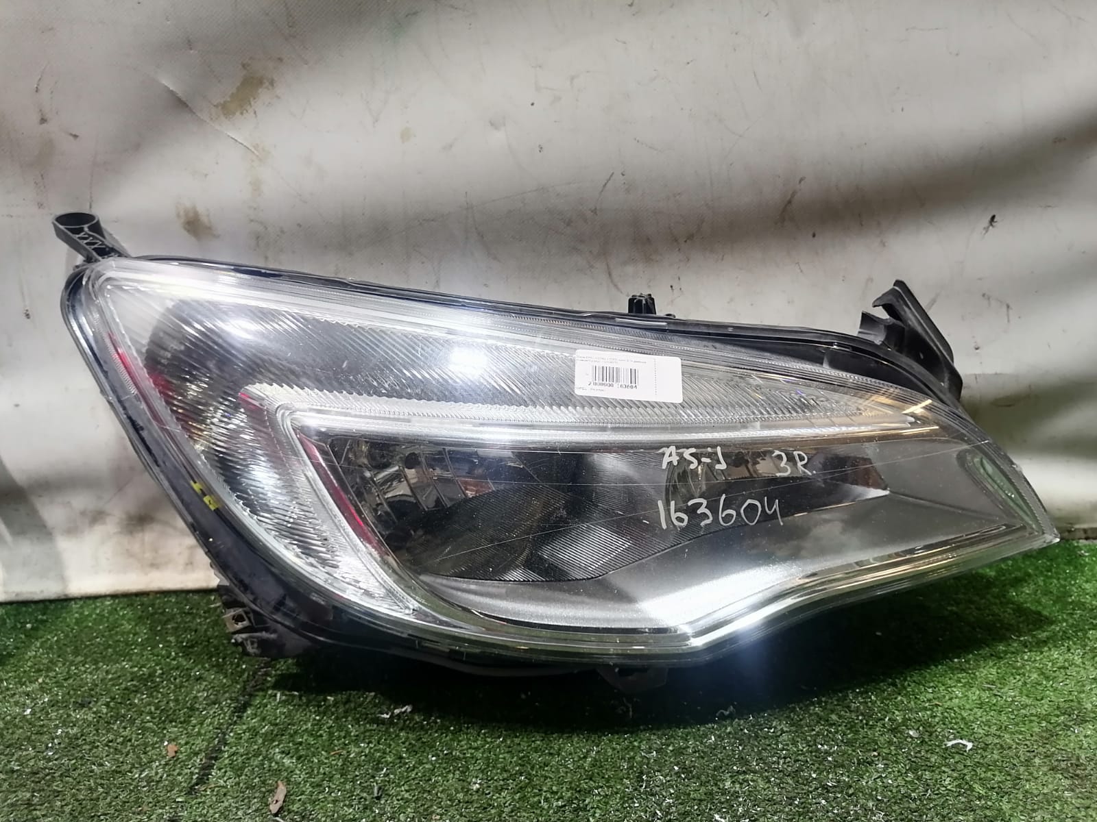 Фара OPEL ASTRA J 2010- хром 5 ти дверная правая б/у