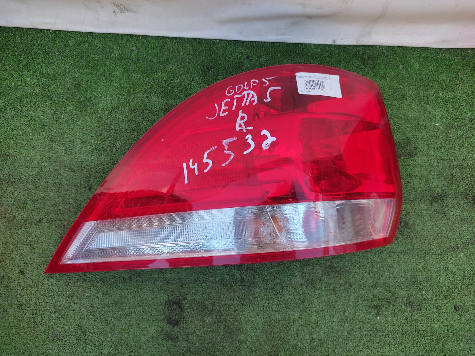 Фонарь VOLKSWAGEN GOLF 5, JETTA 5 2004- универсал наружний левый б/у