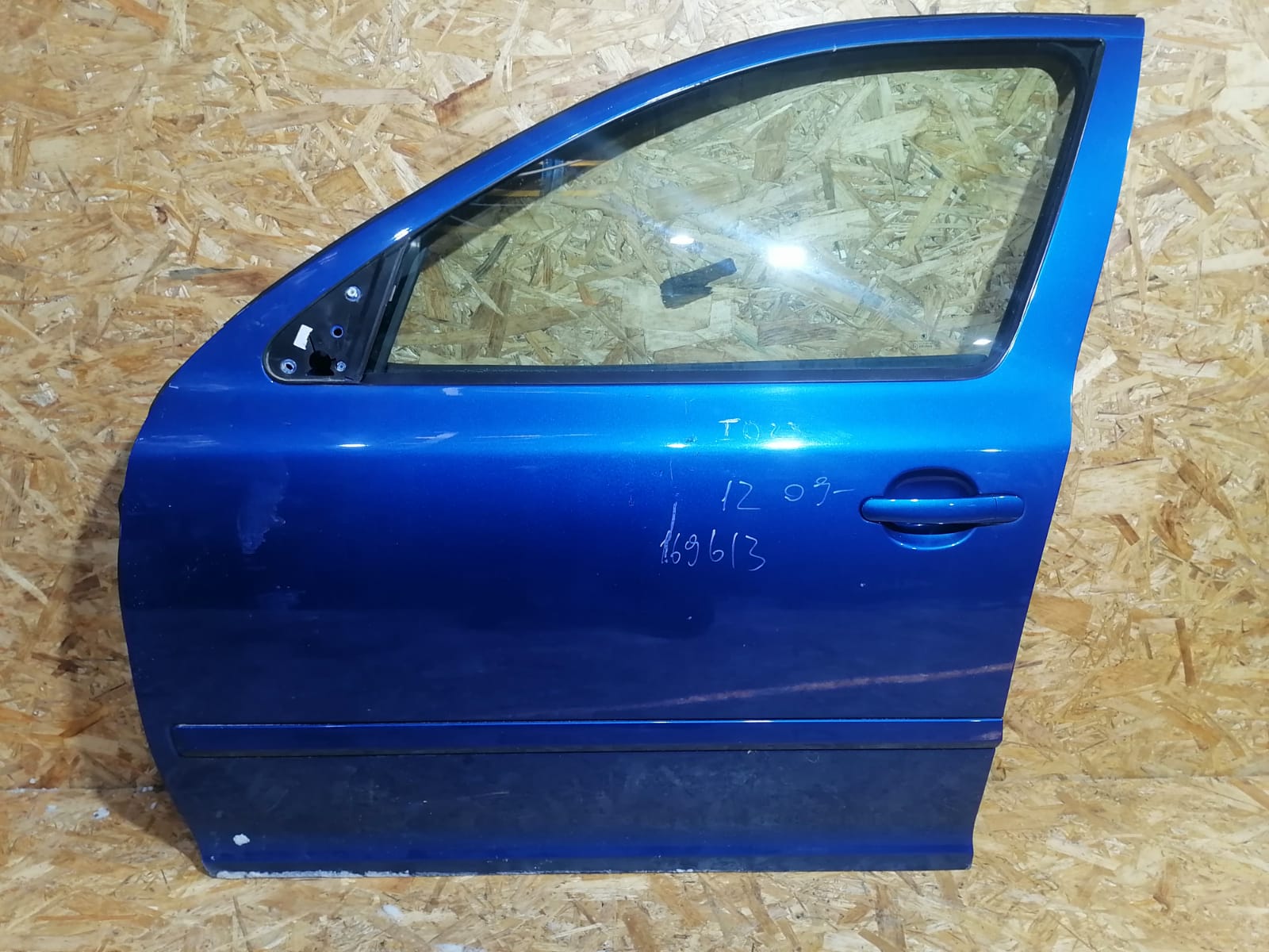 Дверь SKODA OCTAVIA 1Z 2004- передняя левая синяя б/у