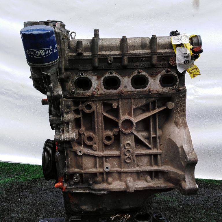 Двигатель SKODA,VOLKSWAGEN CFNA 1,6/77KW 2011- Б/У