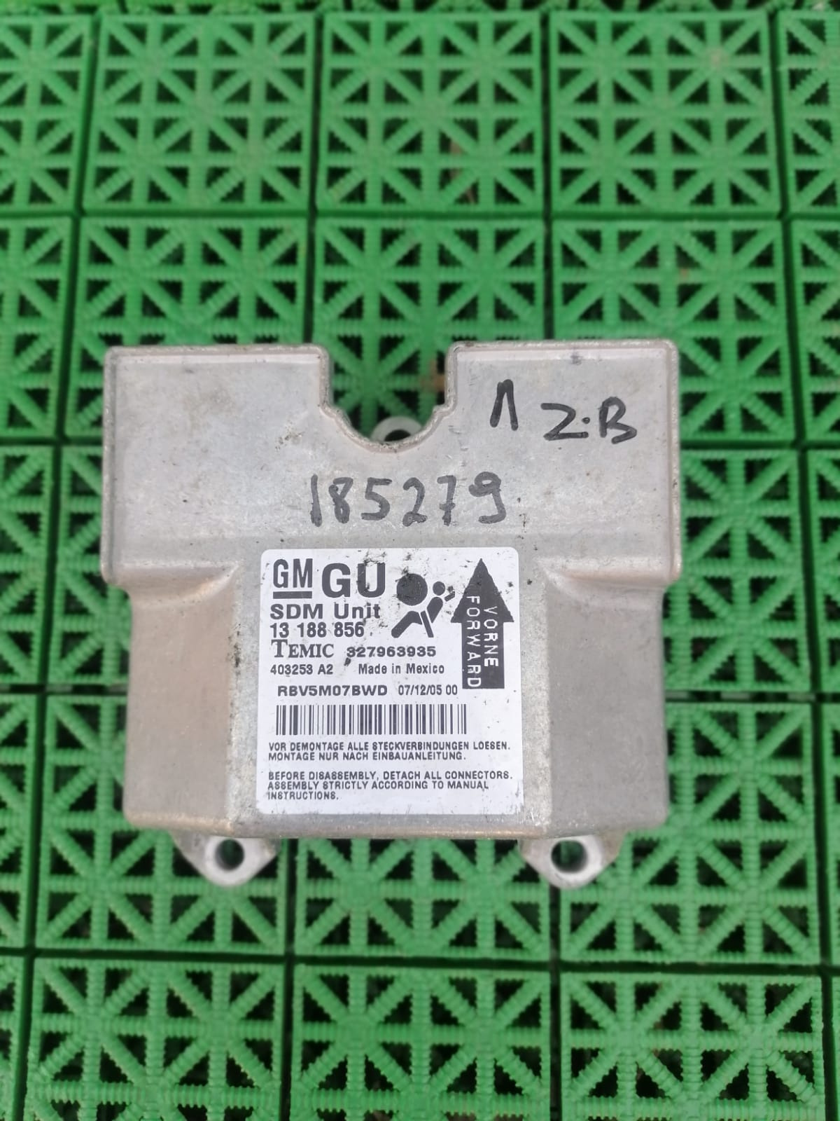 Блок управления подушками безопасности AIR BAG OPEL ZAFIRA B 2005- б/у